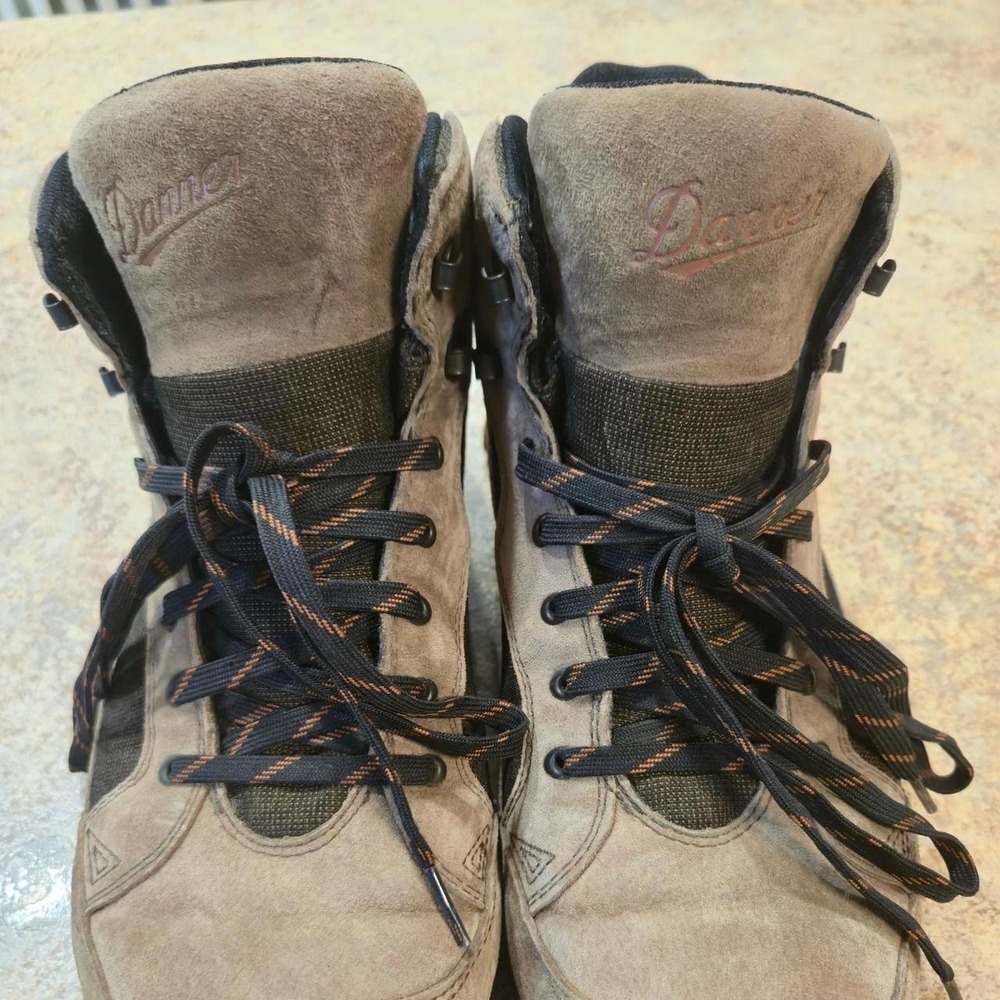 Danner Hiking Boots Men's Size 13 Waterproof Trail Hiking Rugged Leather EUC